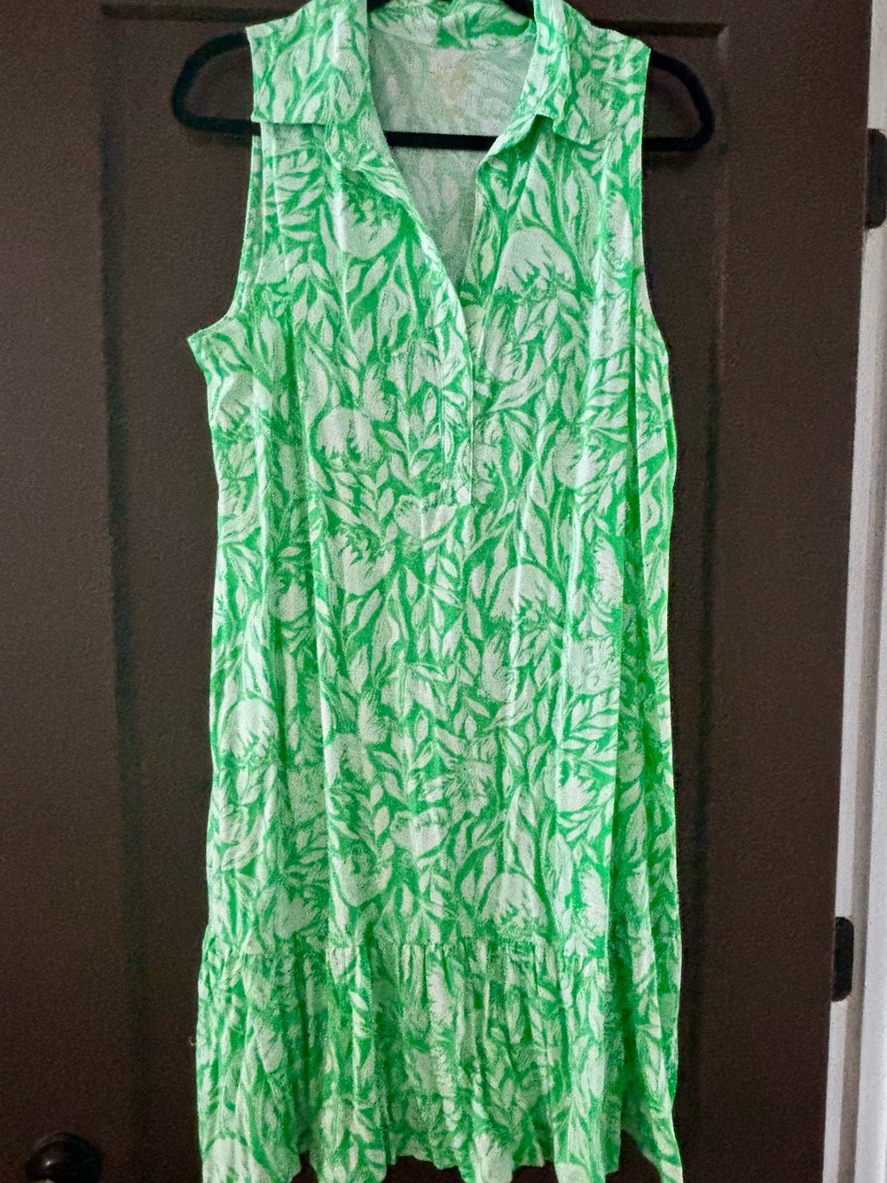 Lilly Pulitzer Green and White Leaf-Print Sleeveless Midi Dress